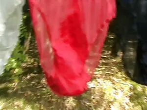 小さな行き過ぎパート6 女性 裸 動画  ...